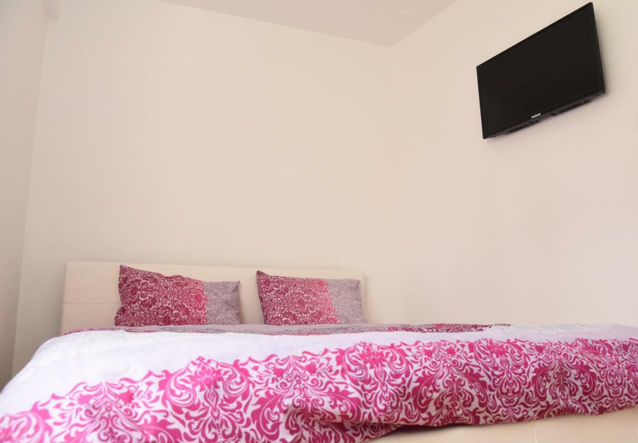 Kiara Apartments Üsküp Dış mekan fotoğraf